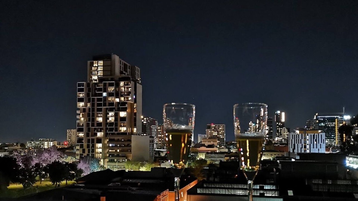 Adelaide Central Business District Apartment | King on Sturt - Cute, family and pet friendly apartment with rooftop terrace.