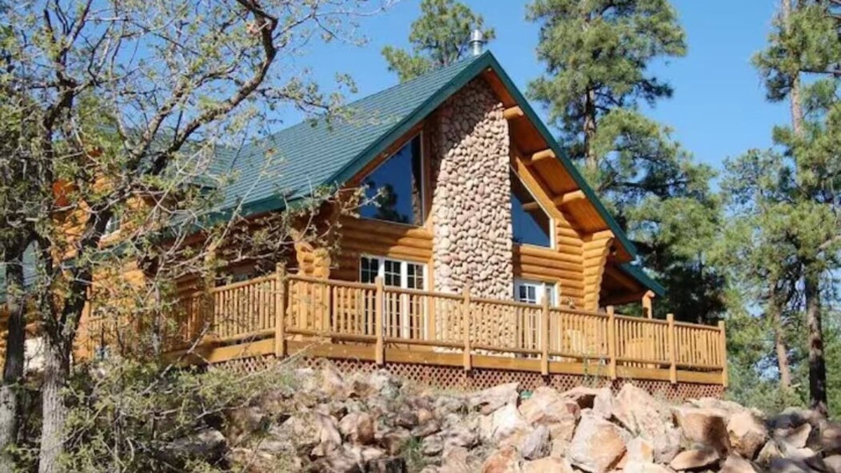 Williams Cabin | King's Lodge Cabin: Grand Canyon, Polar Express, Golf & Private Forest