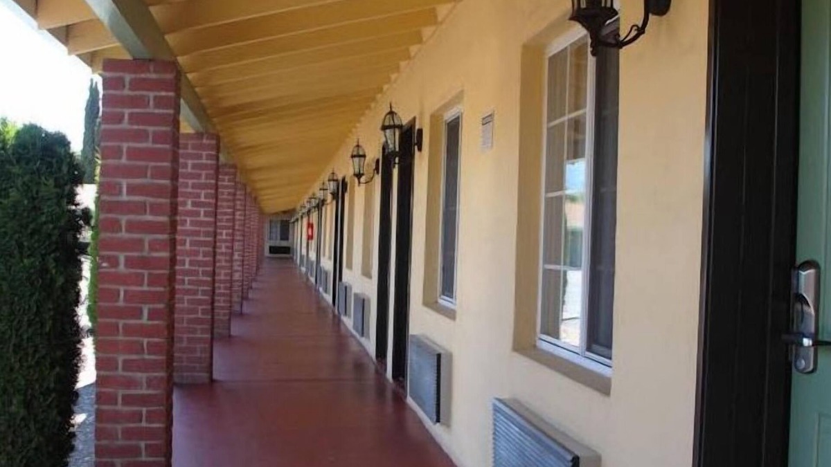 Gilroy Hotel | King's Rest Motel