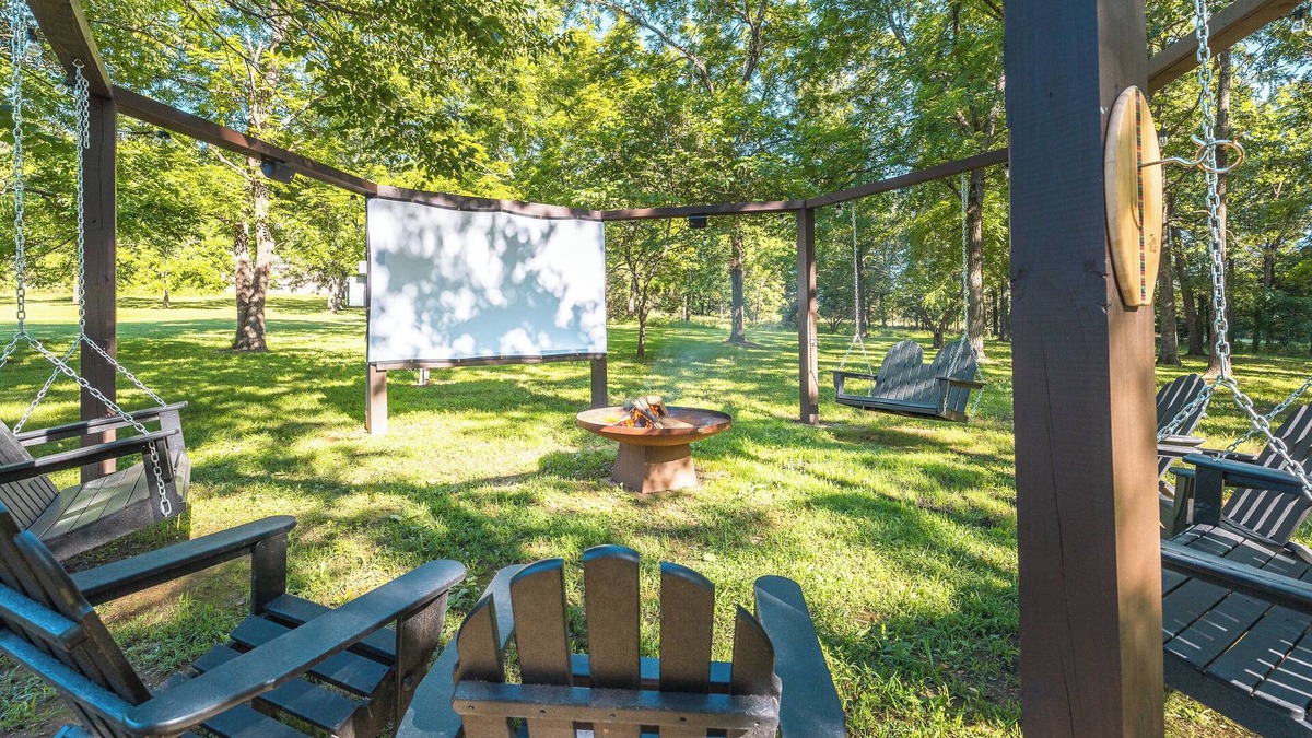 Cape Fair House | KingBed Theatre FirePit 1/4miletoLake Boat Parking