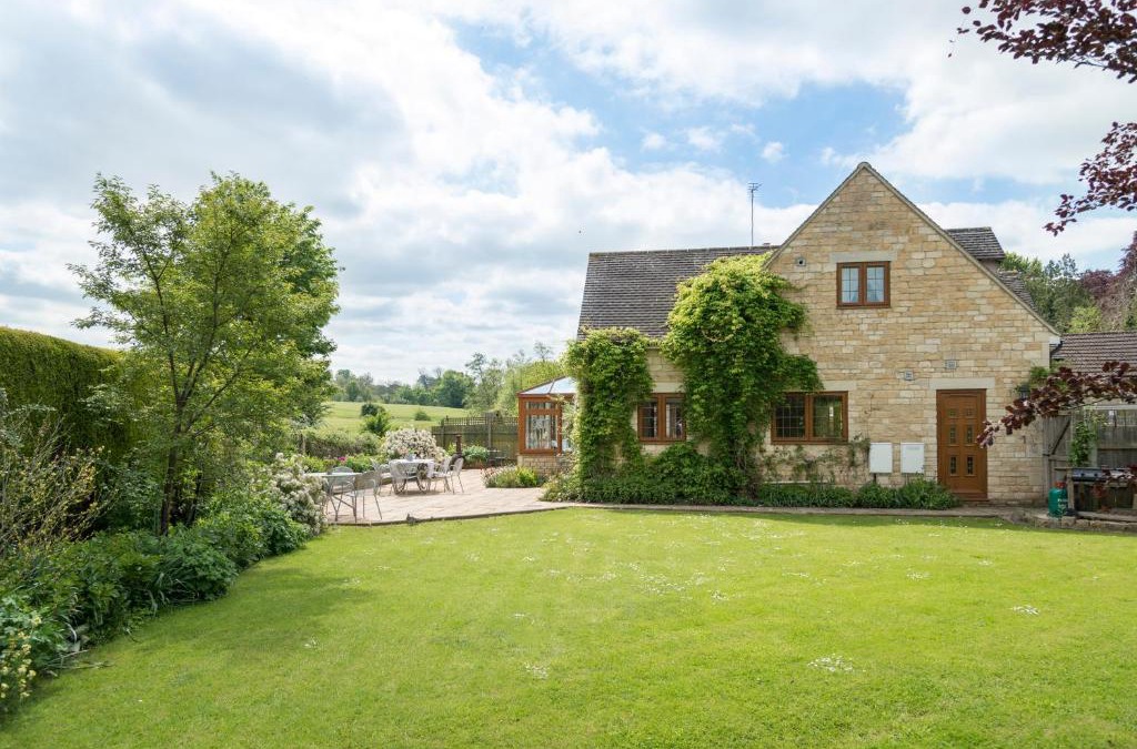 Winchcombe House | Kingfisher Cottage