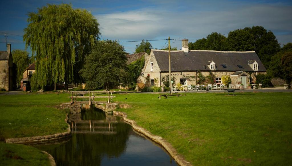 Bledington Hotel | Kings Head Inn
