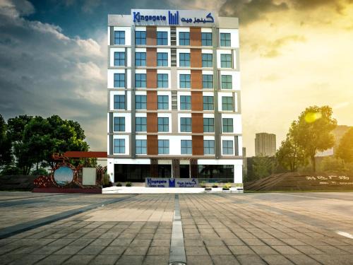 Jadaf Hotel | Kingsgate Canal Hotel by Millennium