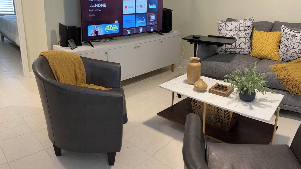 Bonanza Apartment | Kingsway by the Laredo Medical Center.