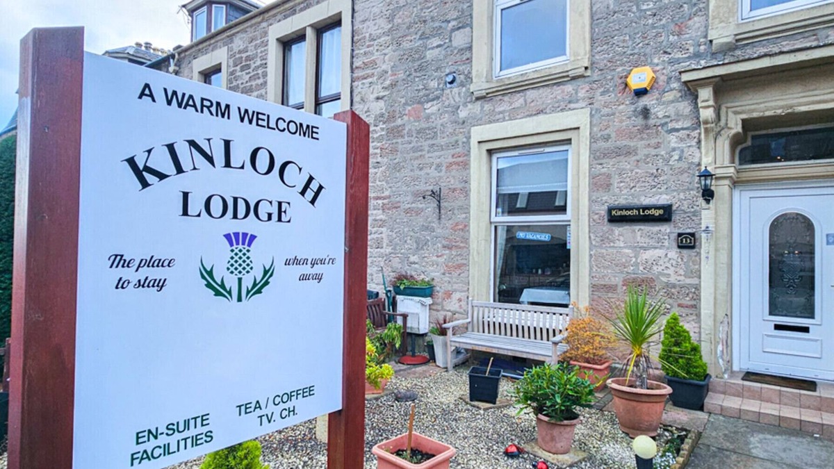 Inverness City Centre House | Kinloch Lodge Full Property