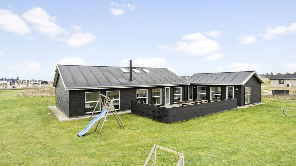 Grønhøj House | "Kirsi" - 1.6km from the sea by Interhome