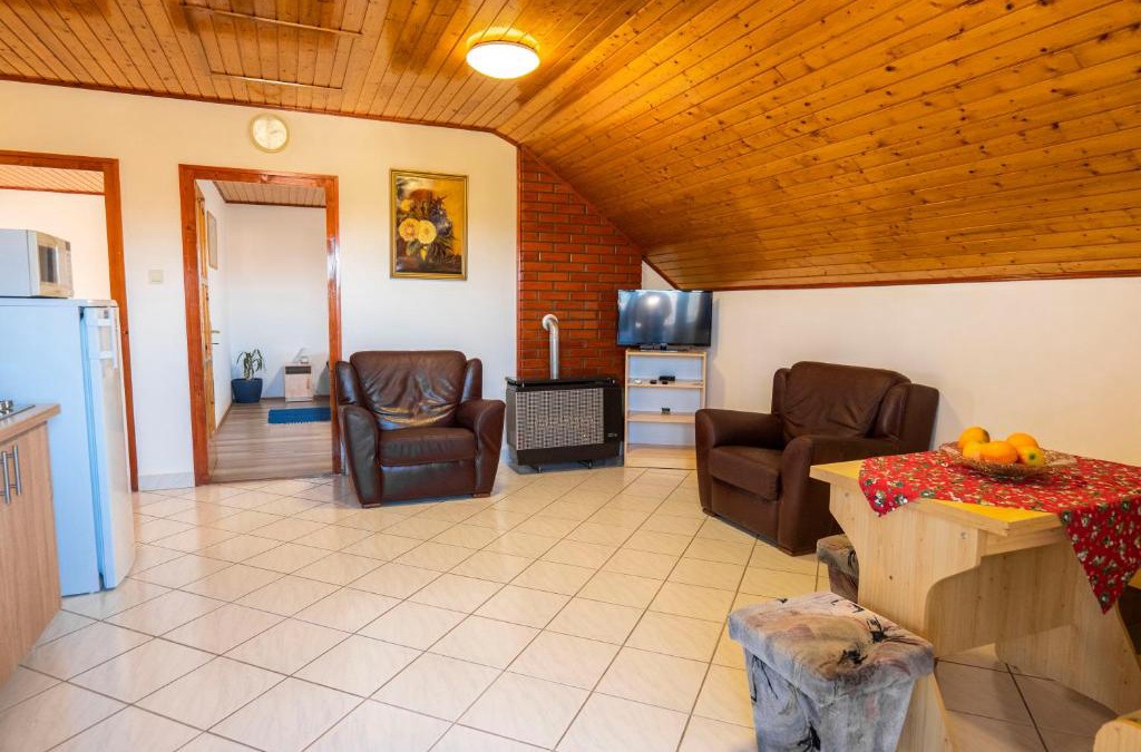 Ordacsehi Apartment | Kis Teniszház