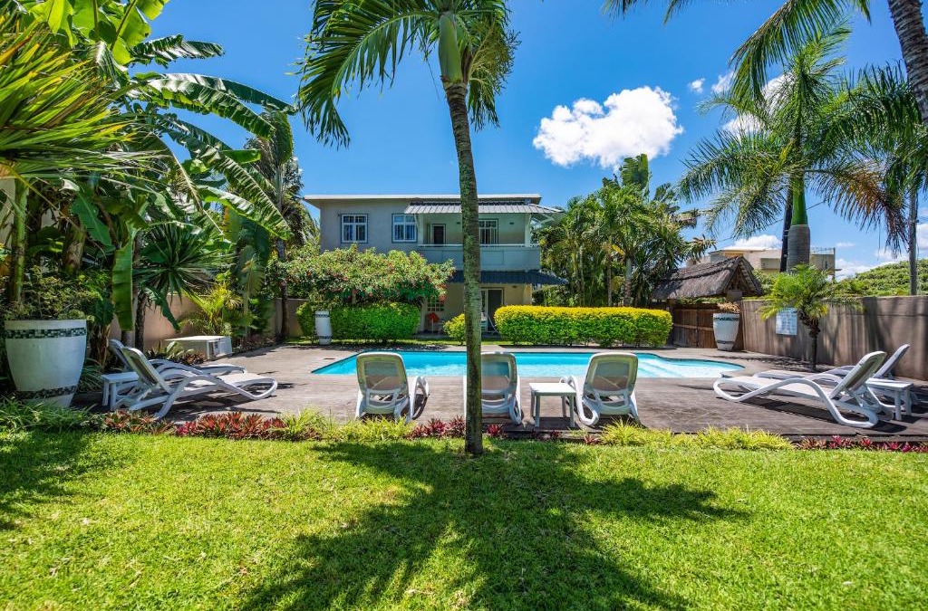 Pointe aux Canonniers Apartment | Kisana Residence - Studio with spacious balcony shared pool garden