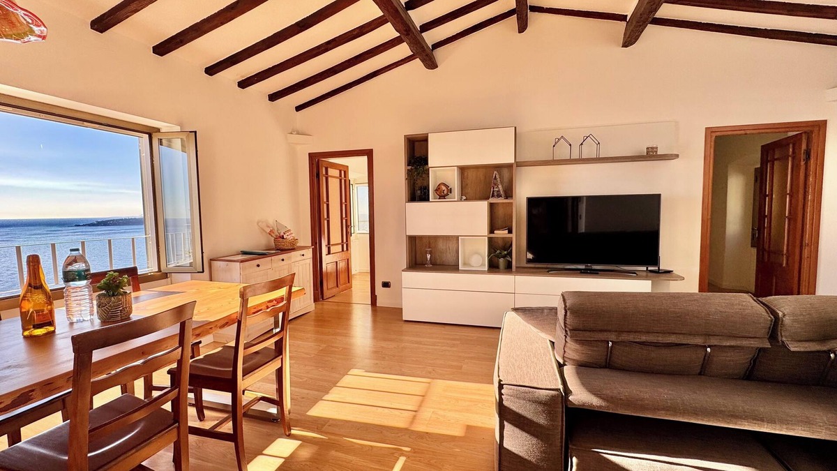 Ventimiglia Apartment | Kiss of Sea Balzi Rossi