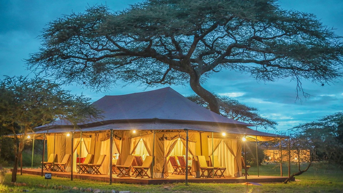 Seronera Cabin | Kisura Serengeti Tented Camp