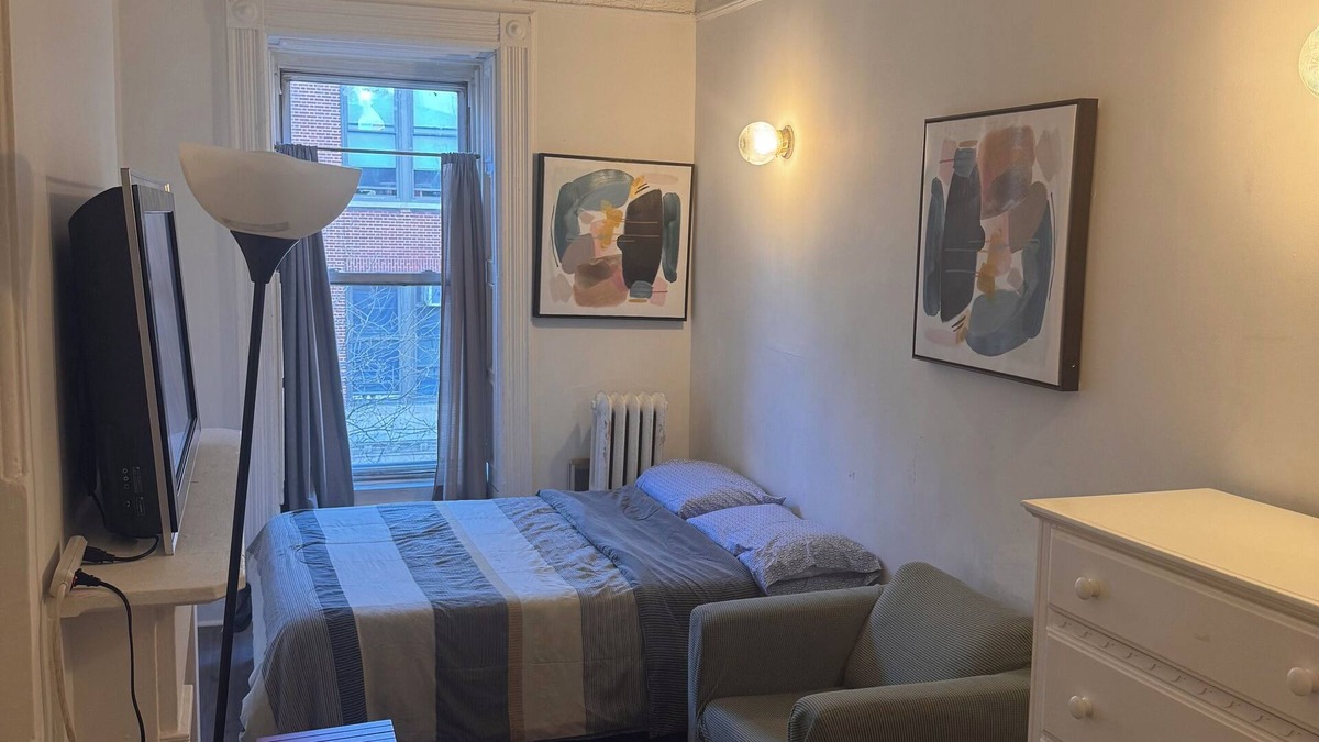 Harlem Apartment | Kitchenette in private original brownstone building