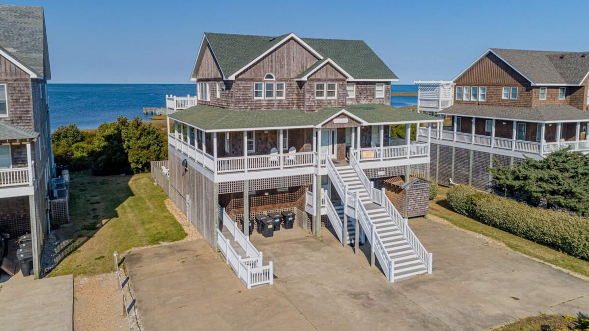 Wind Over Waves House | KiteHouse - 7BR Sound Front House w/Pool, Hot tub, Private dock & Kite Launch