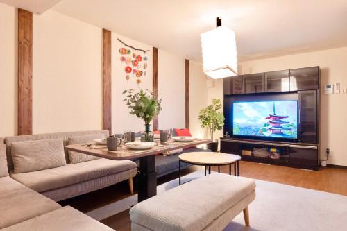 Minato Apartment | Kizuna 絆 - 5 Bedding in 2 Japanese-style Bed Rooms, 11 PAX, 30min to USJ, Kaiyukan Aquarium, Namba, Osaka Catsle, and Tsutenkaku Tower, Private House Rental, Quiet Neighborhood Stay, Perfect for Families & Business Guests, Extended Stay Perks