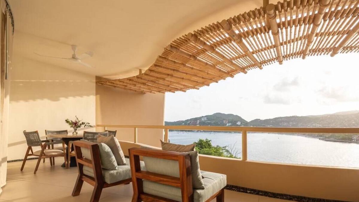 Playa la Madera Villa | KK 201 Villa, Bright&Elegant Condo w/ Beach Views