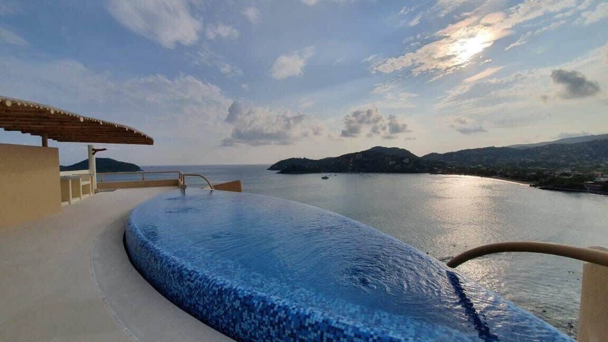 Playa la Madera Villa | KK 202 Villa, Enjoy stunning sunsets in this luxury condo
