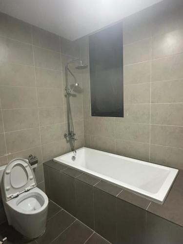 Kampung Kerinchi Apartment | KL Gateway Premium Service Residence At University malaya