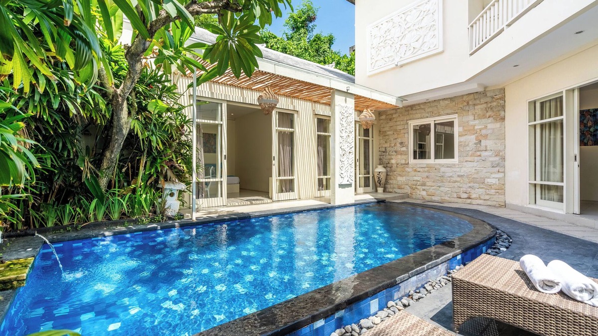 Dewi Sri Villa | KL3004 - 3 Bedroom Deluxe Villa in Central Kuta