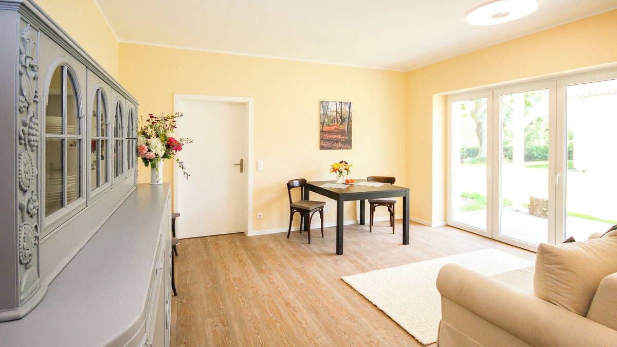 Wentow Condo | Klassisch. Ferienwohnung: Ruhig, Erholsam, in Seenähe und Tierlieb
