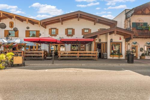 Leavenworth House | Klonaqua - Alice Lodging