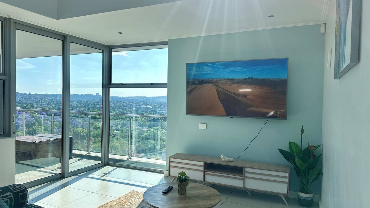 Greater Johannesburg Metropolitan Area Apartment | KMG Apartments at The Apex on Smuts
