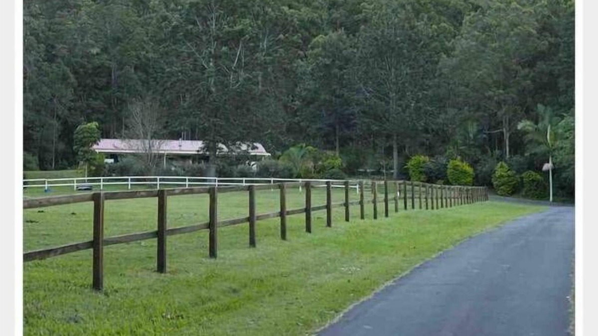 Tallebudgera Valley Cottage | KNOTSOFAR PET FRIENDLY COTTAGE