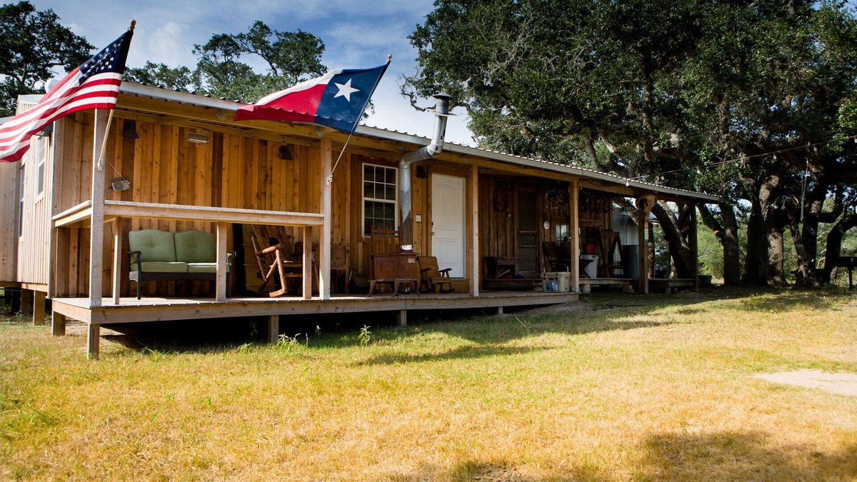Columbus Other | Koch Ranch - Camp House