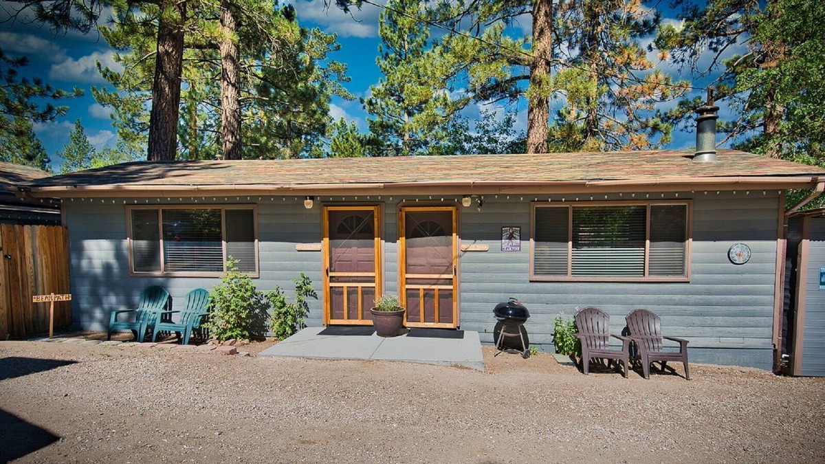 The Village Cottage | Kodiak and Black Bear combined Pet Friendly