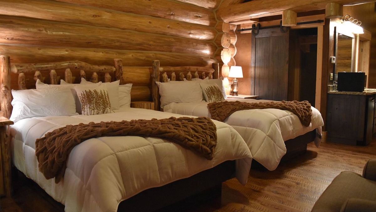 Afton Hotel | Kodiak Mountain Resort
