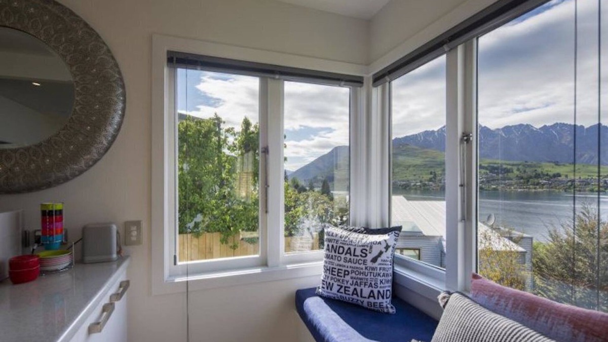 Queenstown Cottage | Kohanga Rua Cottage