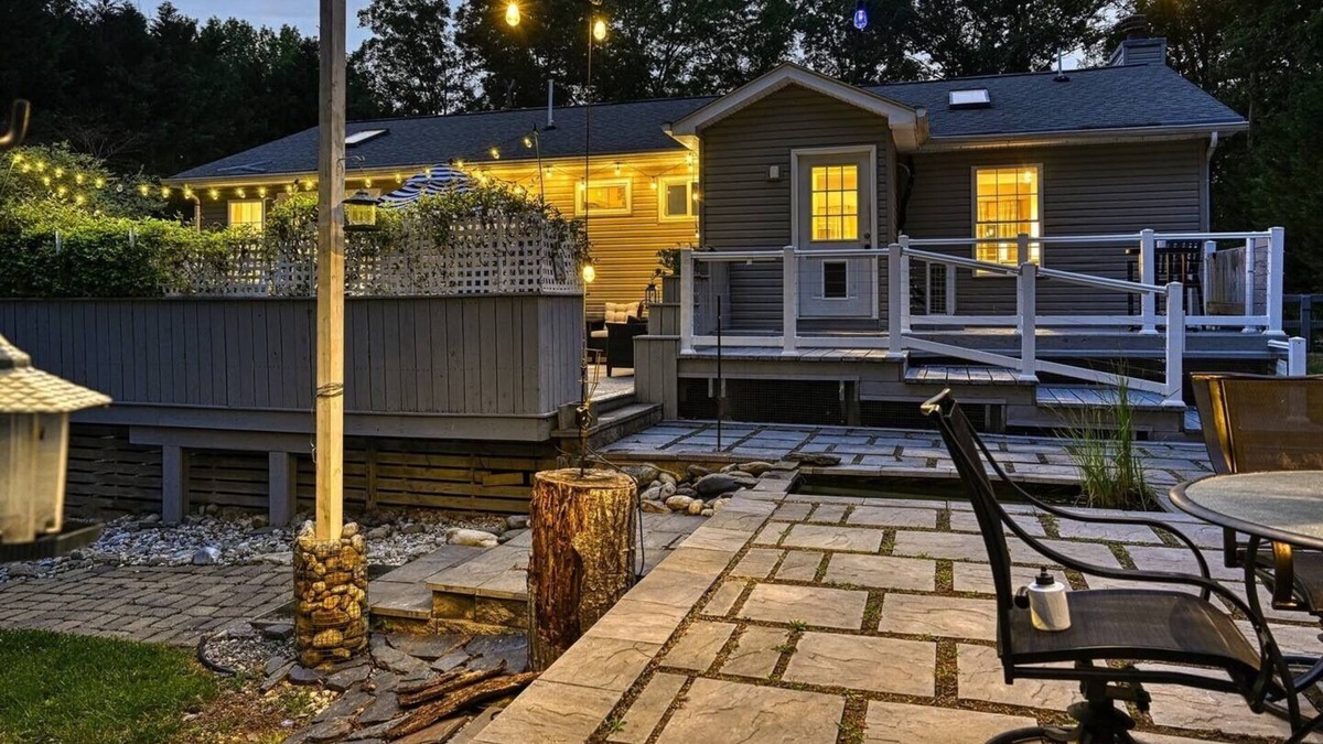 Mineral House | Koi Story: Peace Pond & Paradise