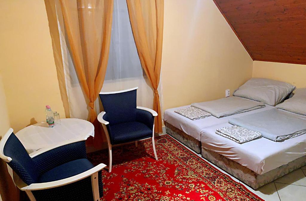 Balatonfured Bed & Breakfast | Koloska apartmanház