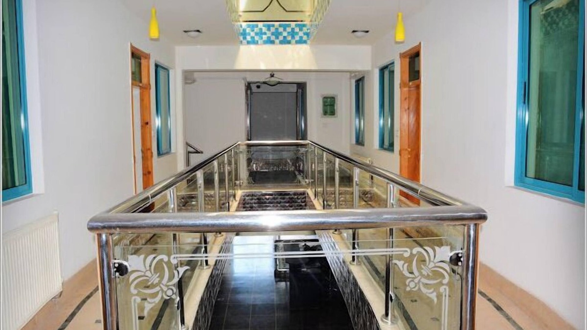 Quetta Hotel | Komelion Hotel