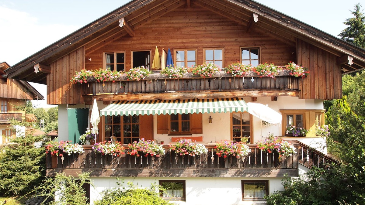Schliersee House | Komfortable, Komplett Eingerichtete Fewo mit Bergblick für 4 Personen