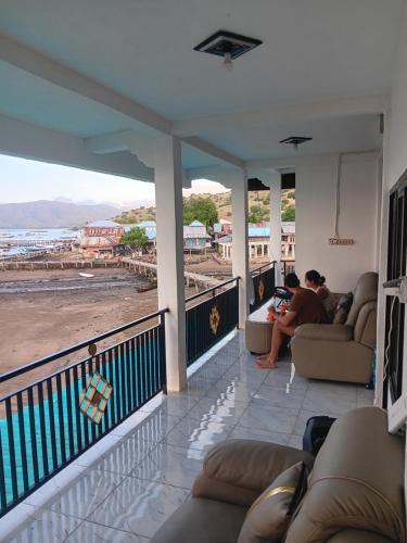 Komodo House | Komodo Village Tour & Homestay