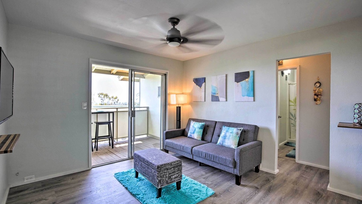 Historic Kailua Village Apartment | Kona Kai Haven w/Pool Access, Walk to Beach!