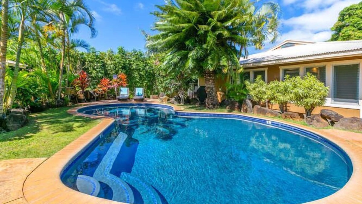 Poipu House | koolkondo The Compound: 4 houses with private pool