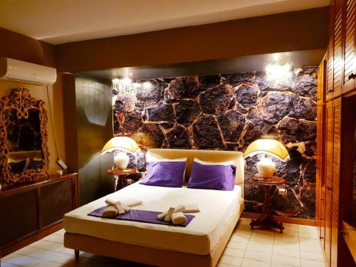 Peiraiki Apartment | Kouro's private room!