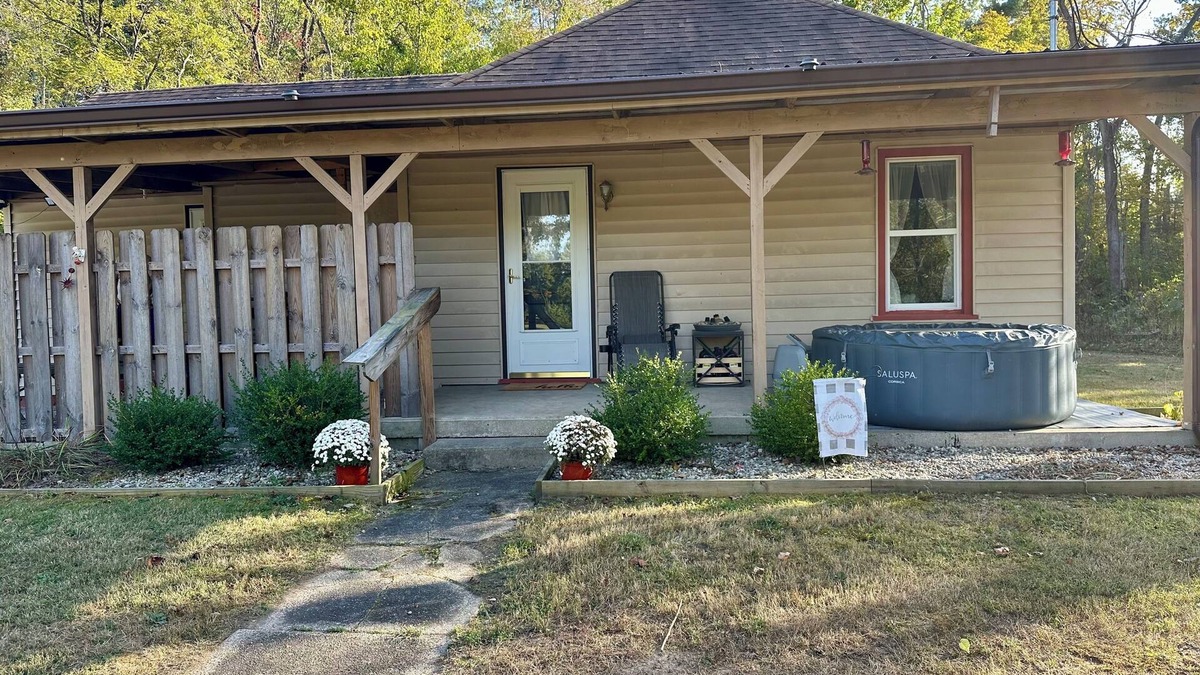 Brazil House | Kozy Kove - peaceful 2bedroom house in charming Brazil with AC, WiFi