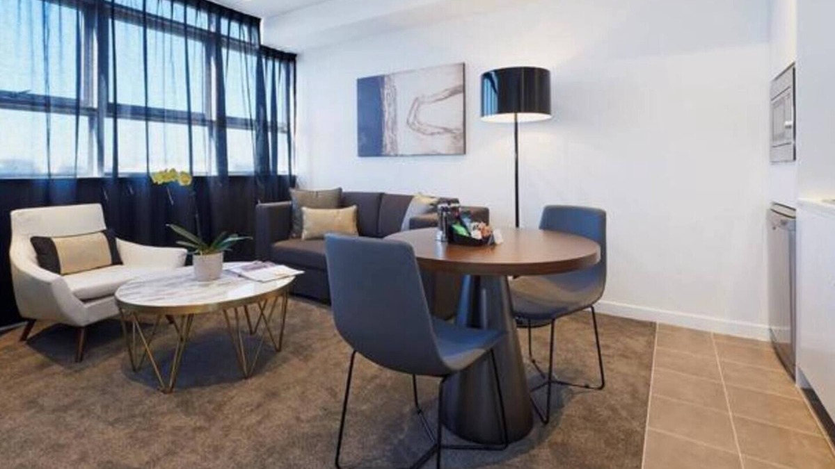 Chatswood CBD Apartment | KOZYGURU | Chatswood | Luxury Studio | Walk to Chatswood Chase