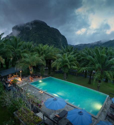 Nong Thale Villa | Krabi Green Hill Pool Villas