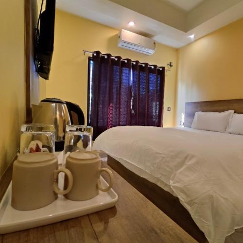 Golaghat Hotel | KRAZYROOMS, Kaziranga