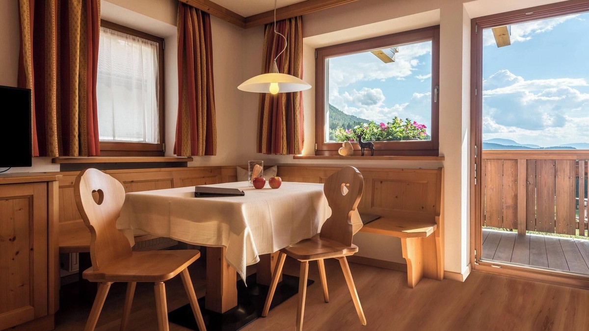 Siusi Apartment | "Kristiania Apartement Typ A1" with Mountain View, Wi-Fi