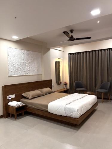 Kolhapur Hotel | Krushnkunj Executive
