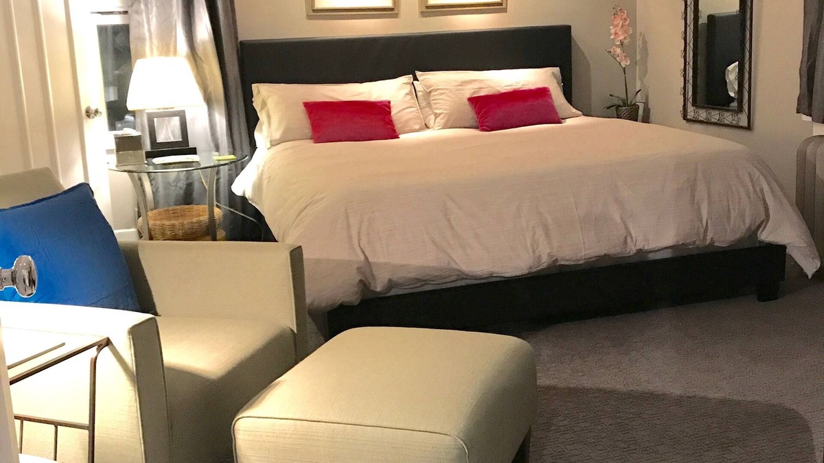 Kerrytown House | KT2 Downtown Ann Arbor/Kerrytown Love Nest