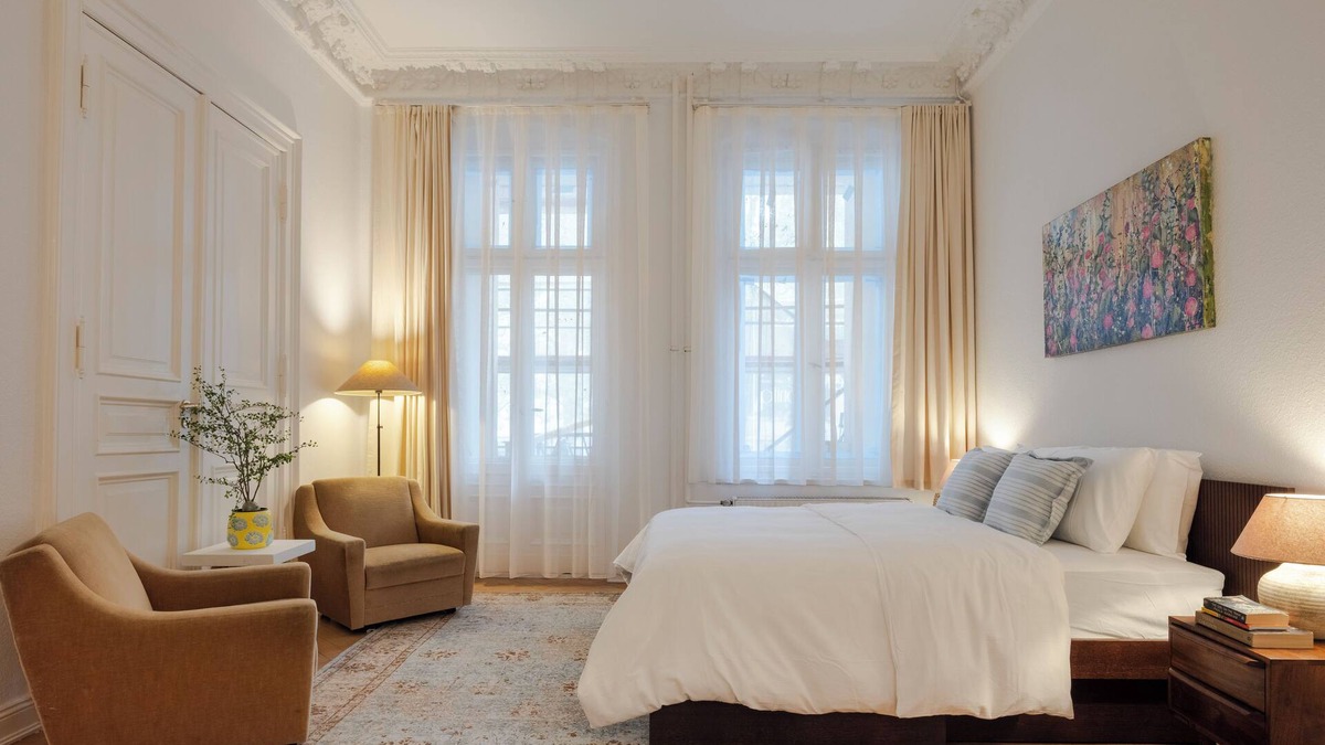 West Berlin Centre Apartment | Ku’DAMM Savignyplatz Charming Old Home/5-9 ppl/Fam.Friendly/Wifi