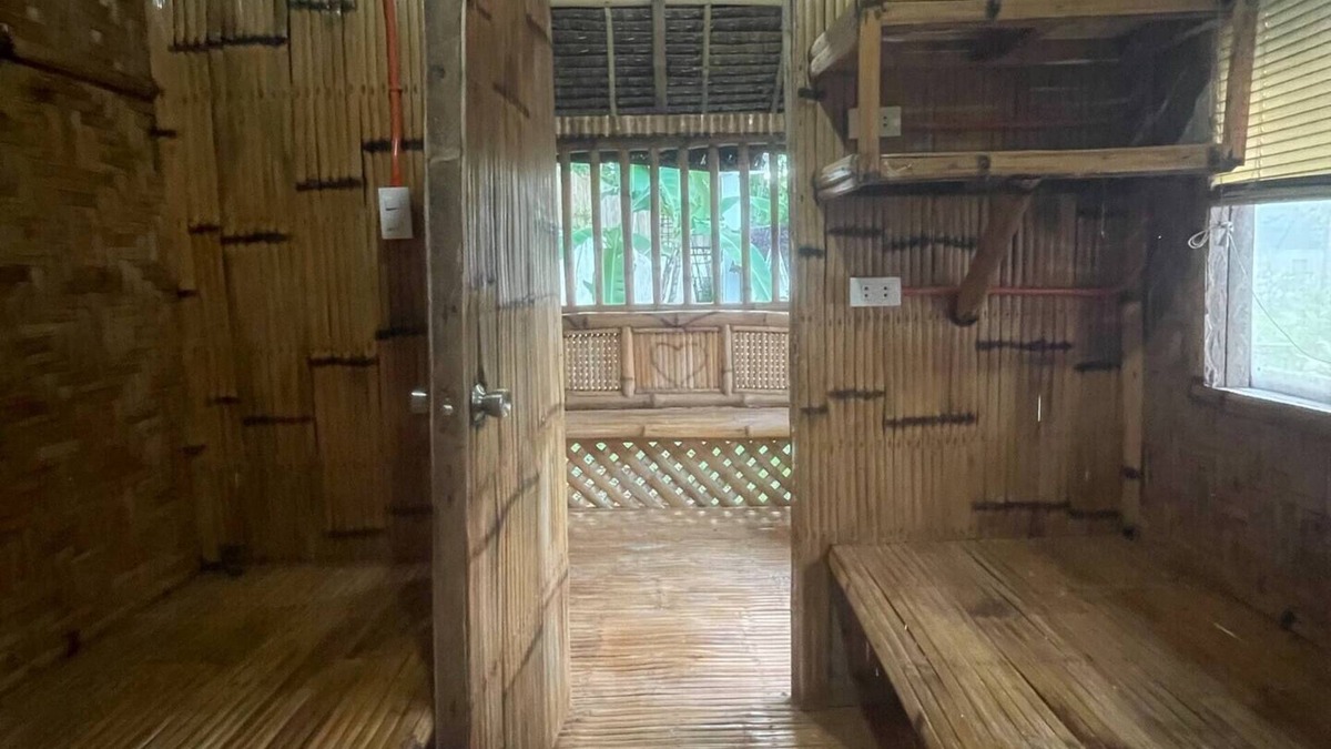 Dauis Cabin | Kubo B (M&K’s Guest House)