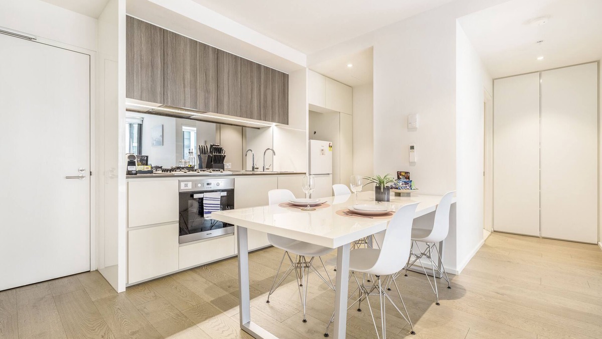 Docklands Apartment | KULA Corporate apartment 1BR classic Docklands
