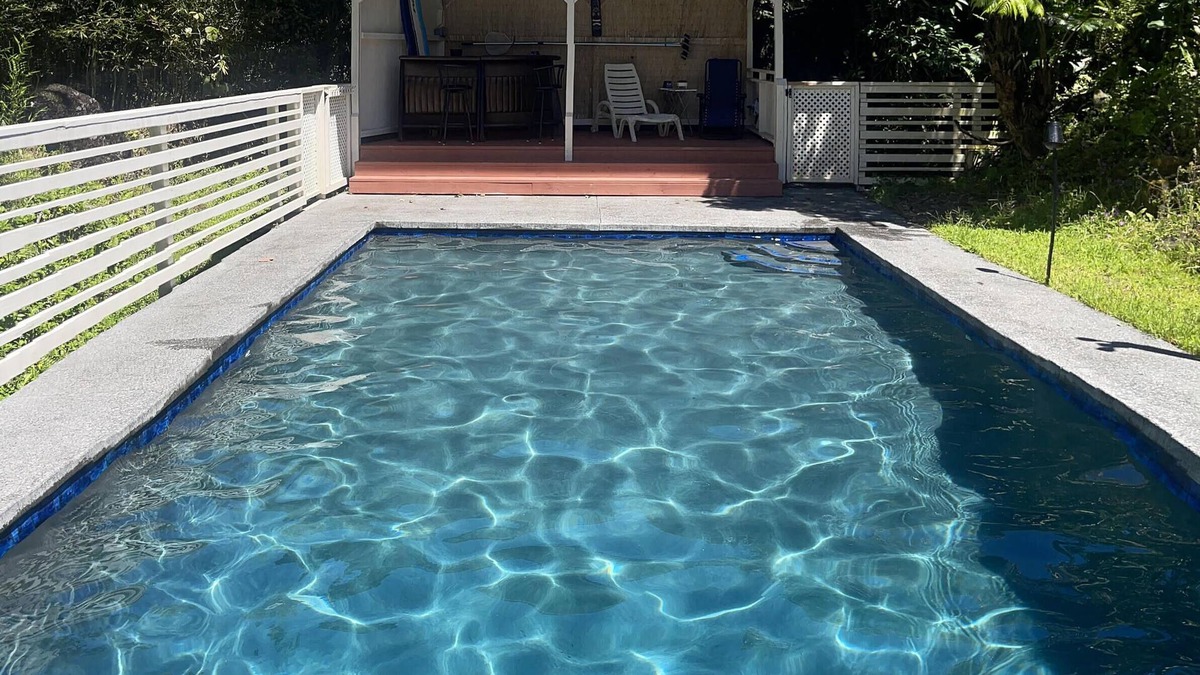 Keaau Cottage | Kuleana Green Cottage with pool 30 min. from Volcano Nat'l Park!