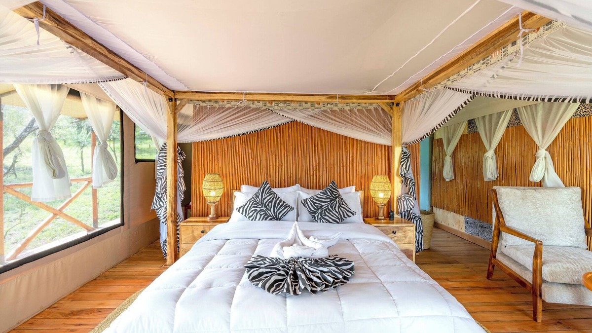 Seronera Hotel | KumbuKumbu Luxury Tented Camp