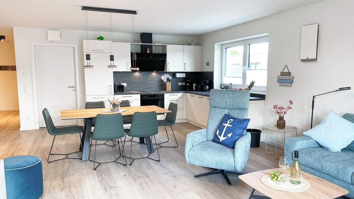 Tossens Apartment | KÜSTE33/48 - Family time. Sauna. Roof terrace.